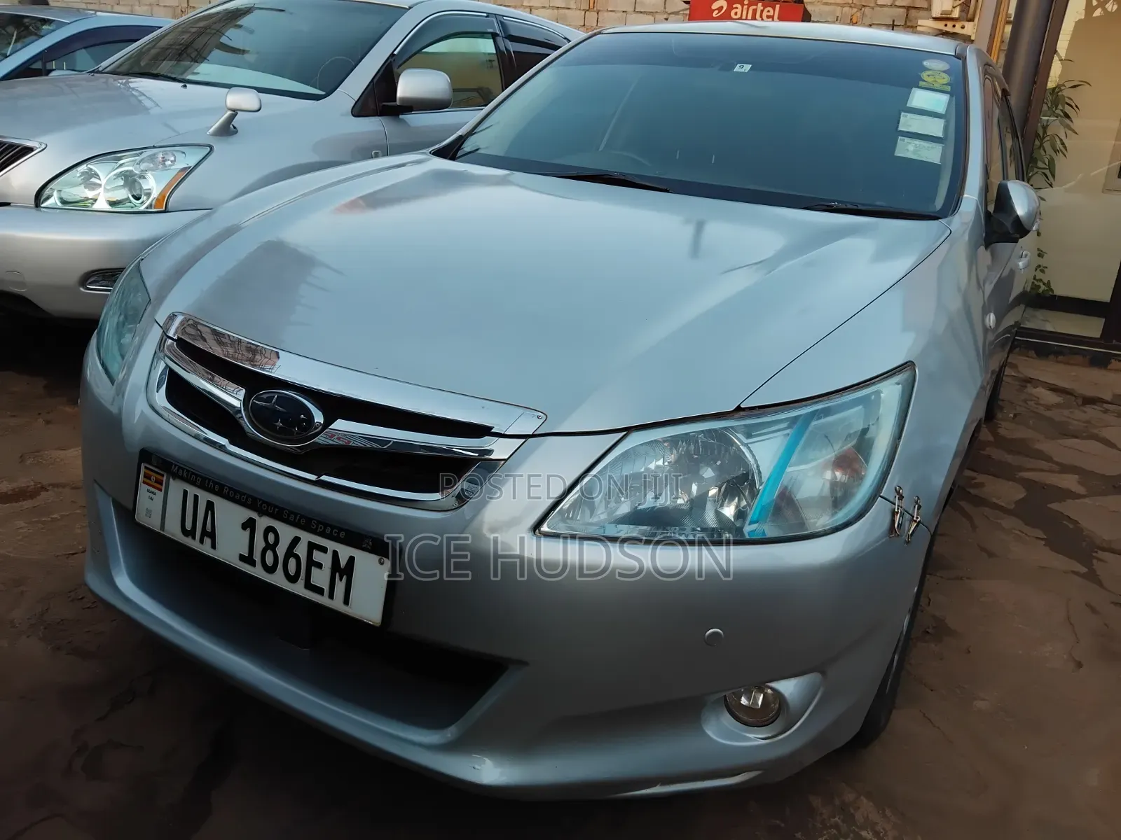 Subaru Exiga 2010 Silver