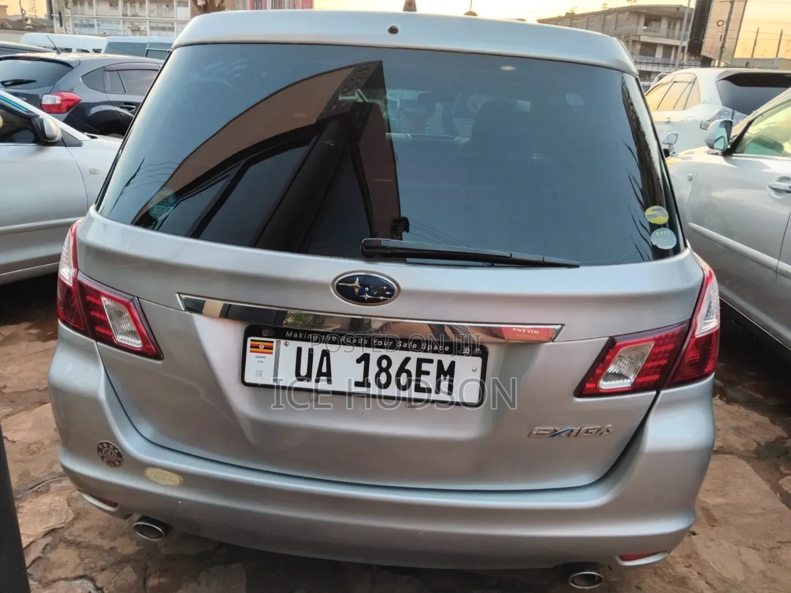 Subaru Exiga 2010 Silver