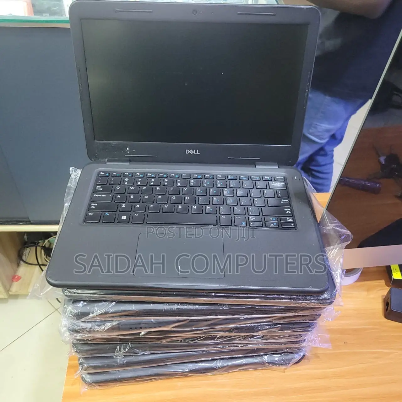 Laptop Dell Latitude 3310 4GB Intel Core i3 SSD 128GB