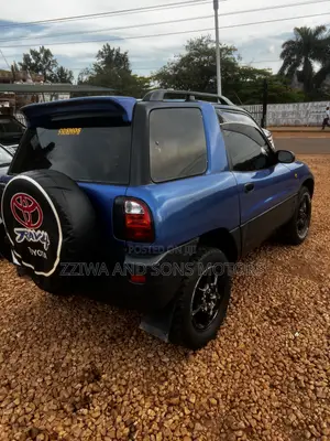 Toyota RAV4 Base FWD 2001 Blue