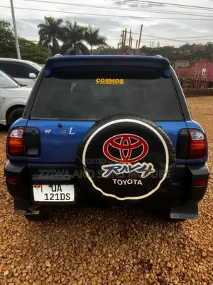 Toyota RAV4 Base FWD 2001 Blue