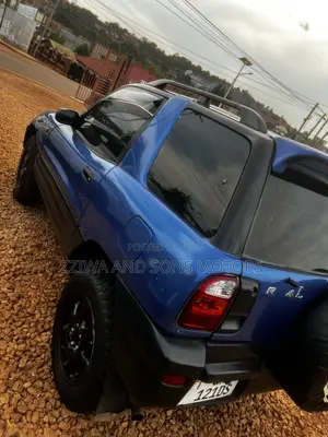 Toyota RAV4 Base FWD 2001 Blue