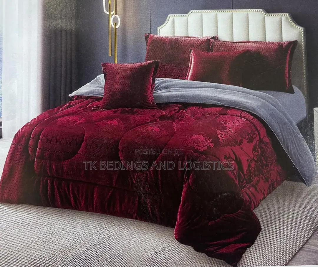6 Piece Velvet Bedcover Maroon