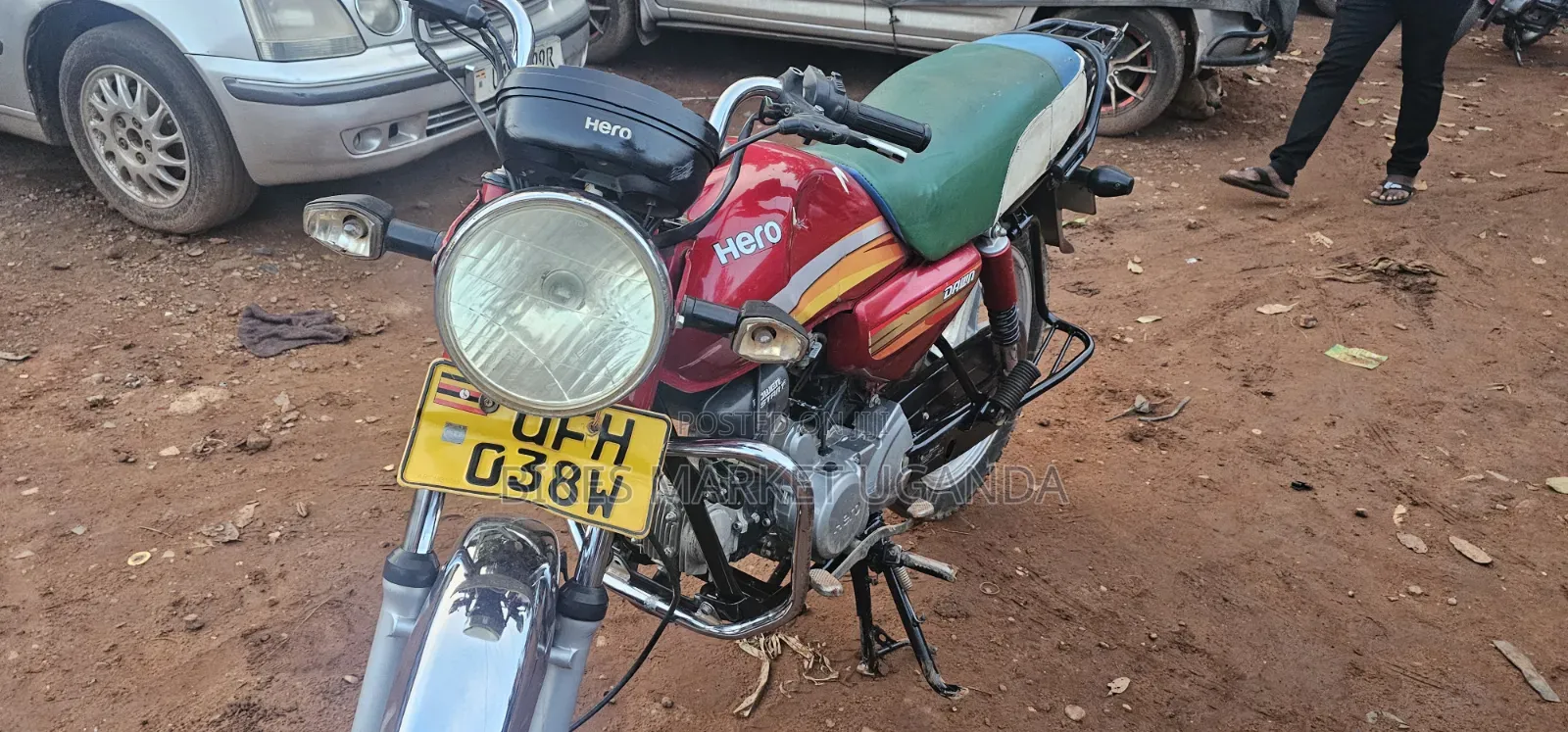 Hero Dawn 100 2023 Red