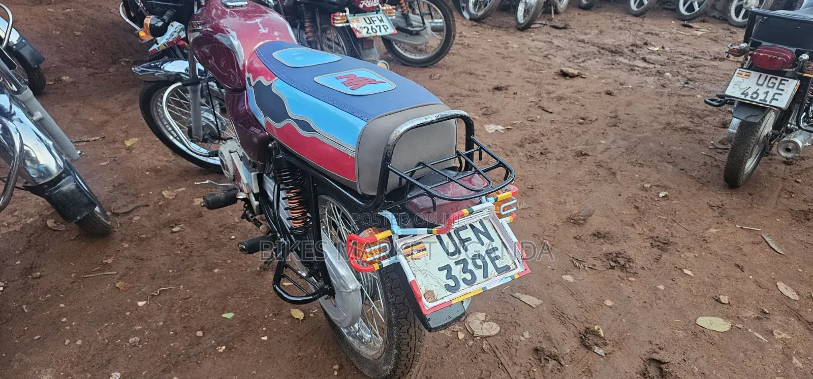 Bajaj Boxer 2023 Red