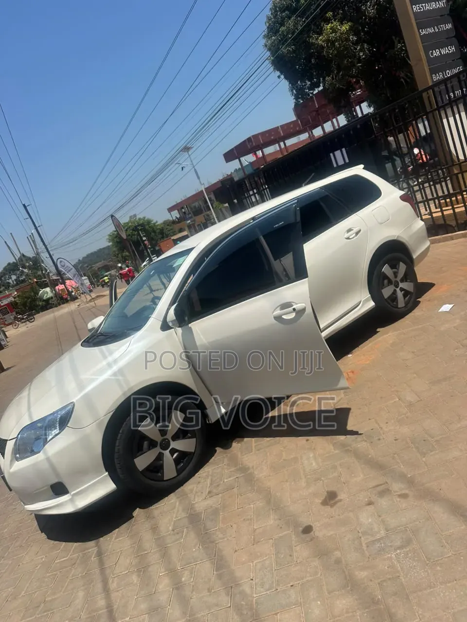 Toyota Corolla Fielder 1.5 Petrol FWD 2010 White