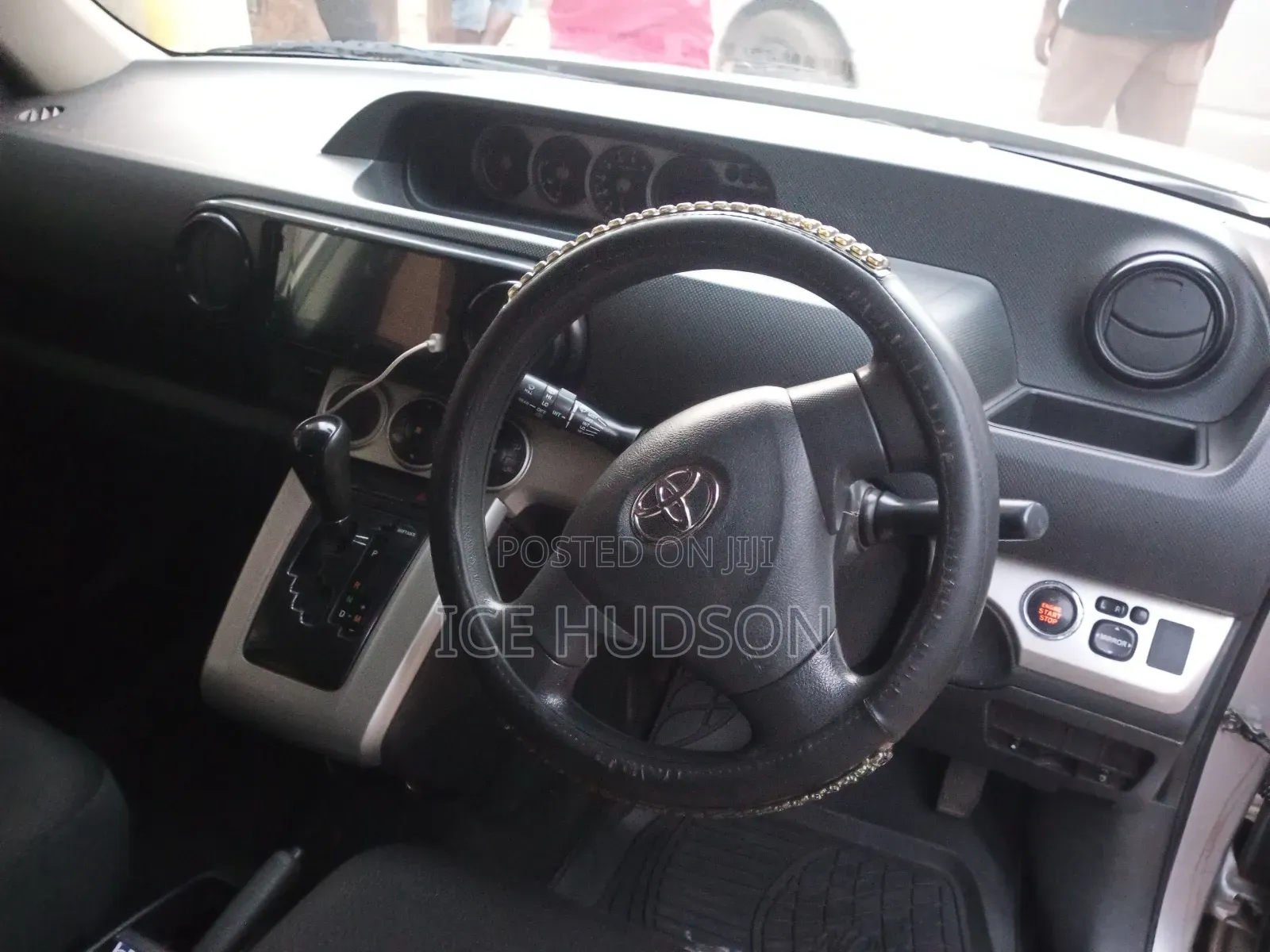 Toyota Corolla Rumion 2009 Silver