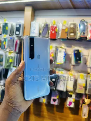 Tecno Camon 15 64 GB Blue