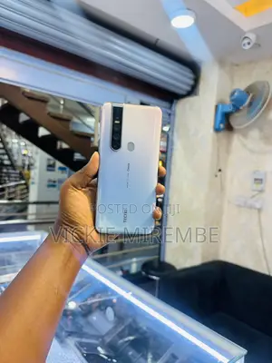 Tecno Camon 15 64 GB Blue