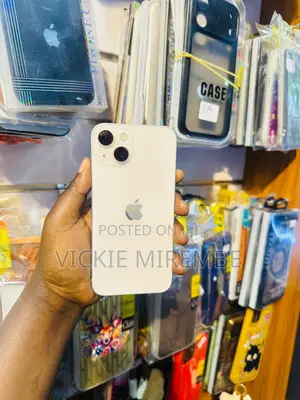 Apple iPhone 13 256 GB White