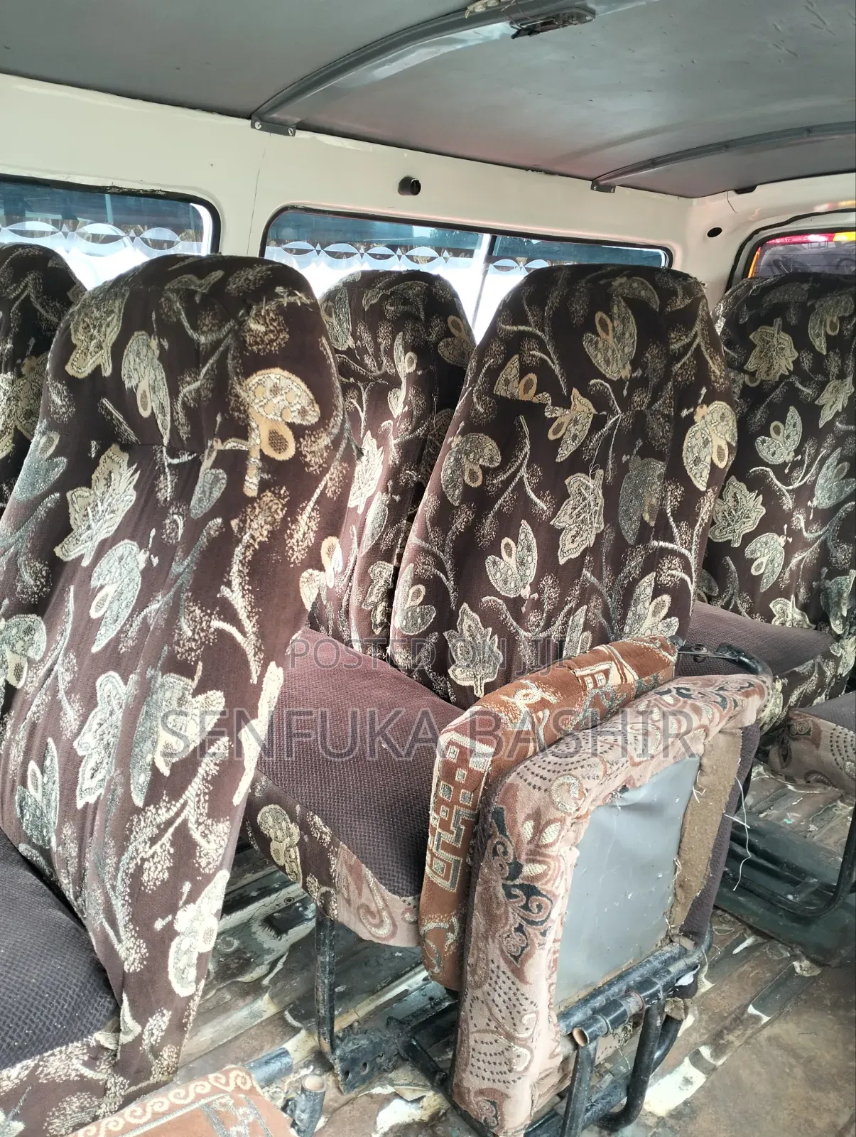Toyota HiAce 2002 White