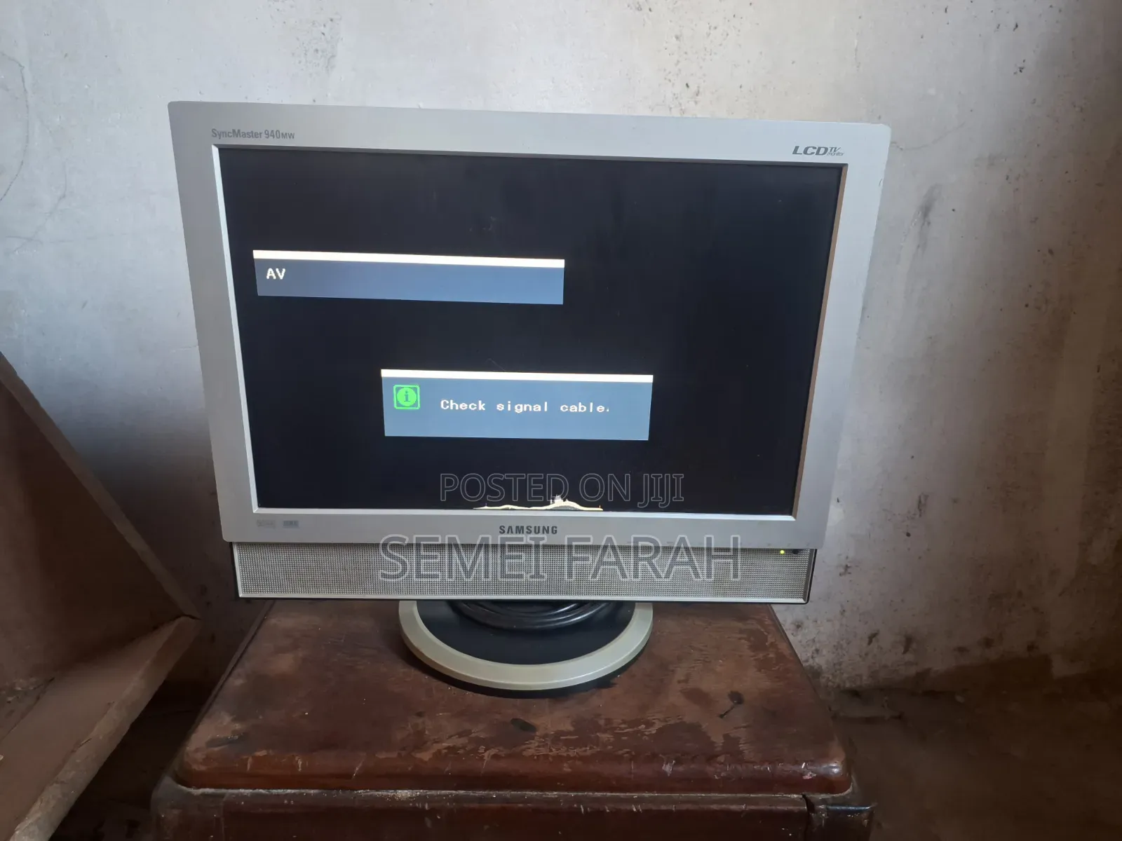 Samsung LCD TV/Monitor 19inches (50cm)
