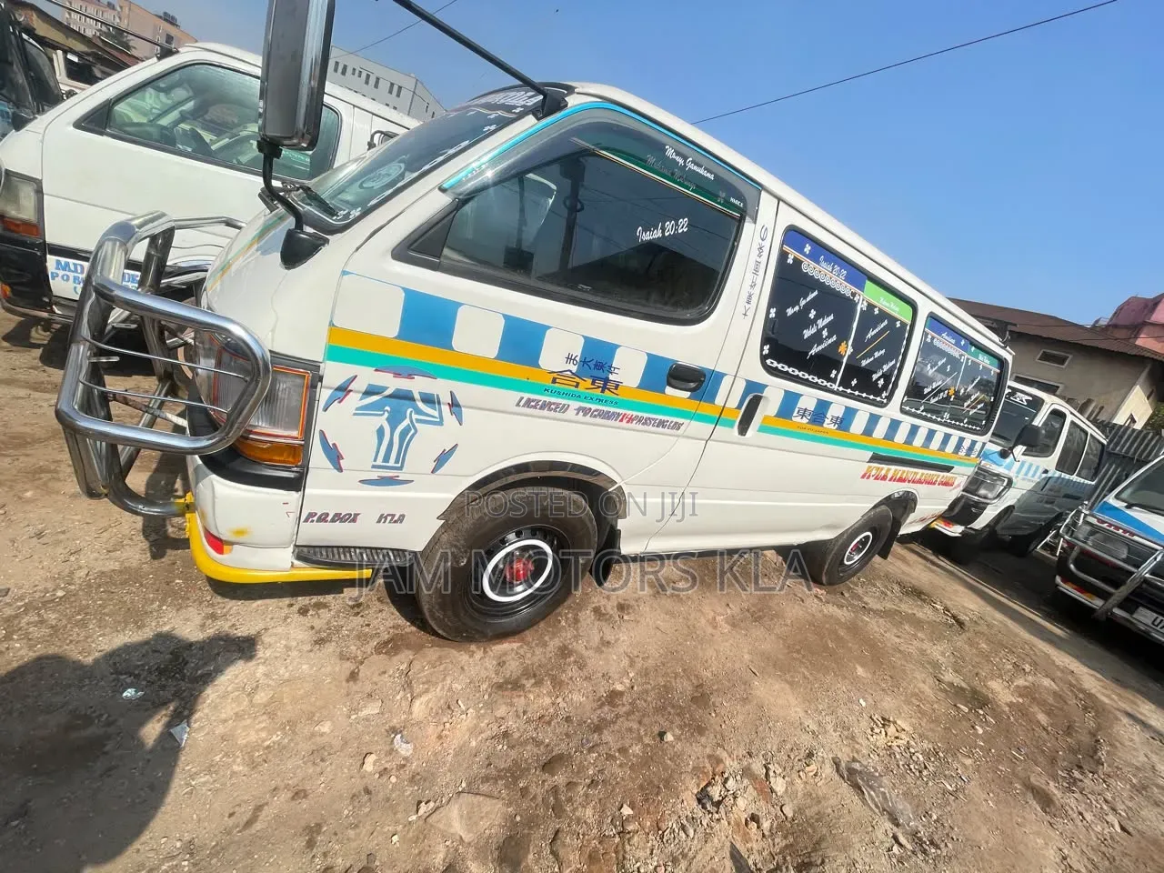 Toyota HiAce 1999 White