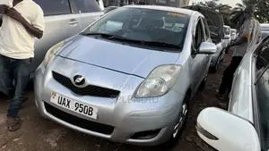 Toyota Vitz 1.3 AWD 5dr 2007 Silver