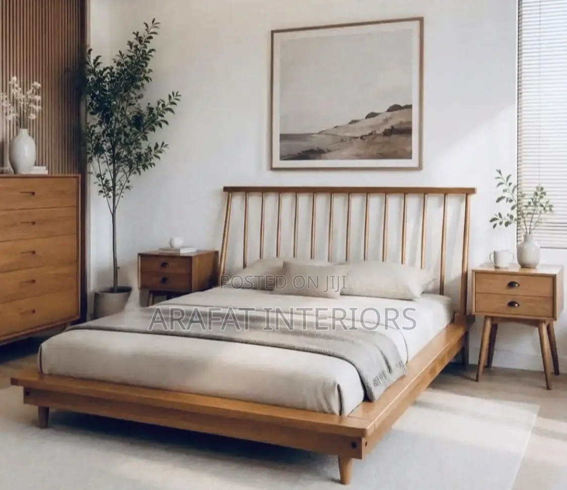 Soft Oak Sanctuary Light Wood, Spindle Headboard