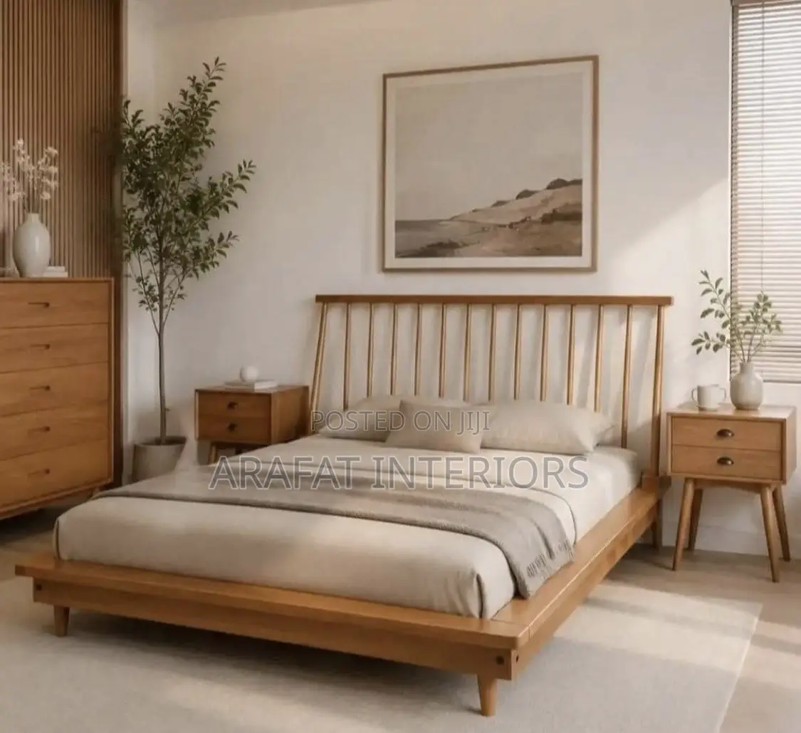 Soft Oak Sanctuary Light Wood, Spindle Headboard