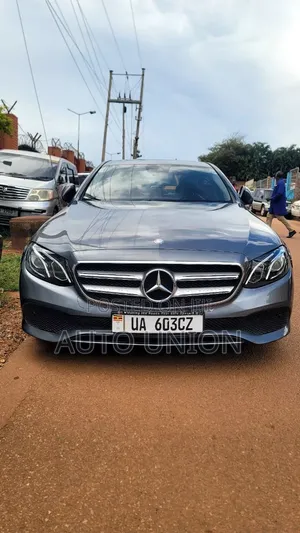 Mercedes-Benz E200 2017 Gray