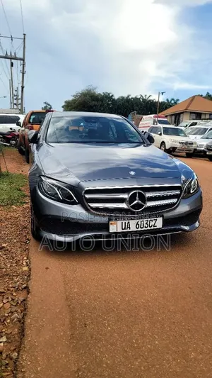 Mercedes-Benz E200 2017 Gray