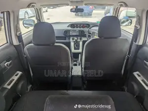 Toyota Rumion 1.5 FWD 2023 Silver