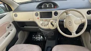 Toyota Sienta 2008 Silver