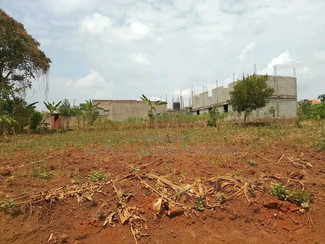 Kyaliwajjala 100x50 Plot for Sale