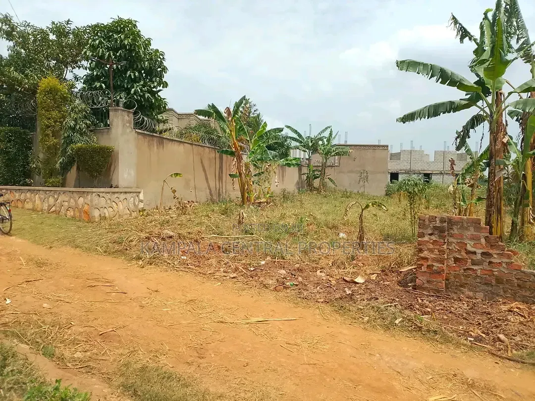 Kyaliwajjala 100x50 Plot for Sale