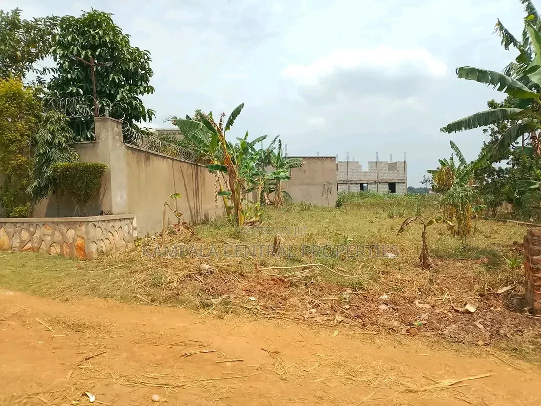 Kyaliwajjala 100x50 Plot for Sale