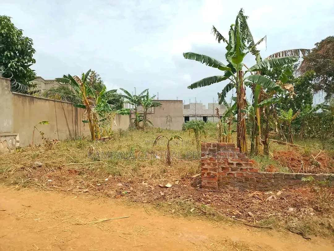 Kyaliwajjala 100x50 Plot for Sale