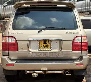 Toyota Land Cruiser Cygnus 4.7 2006 Gold