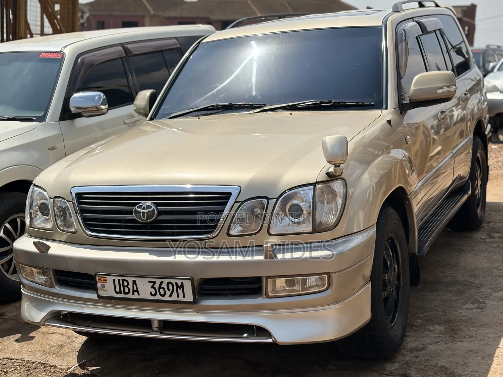 Toyota Land Cruiser Cygnus 4.7 2006 Gold