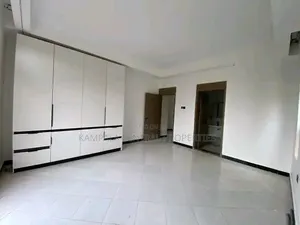 3bdrm Apartment in Bugoloobi, Central Division for rent