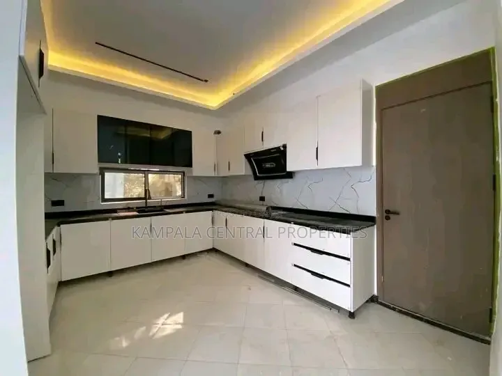 3bdrm Apartment in Bugoloobi, Central Division for rent