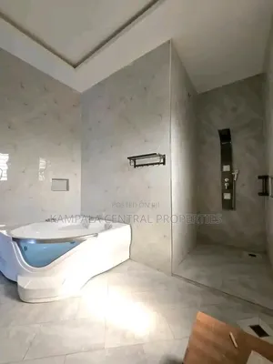 5bdrm Duplex in Bunga, Central Division for rent