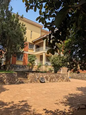 5bdrm House in Nakawa for sale