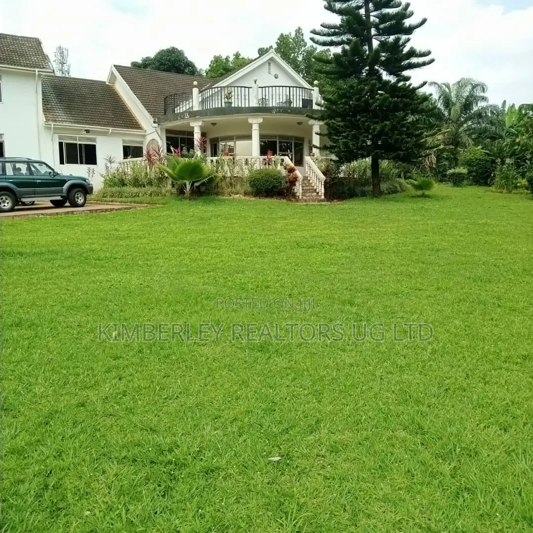 7bdrm House in Division A for sale