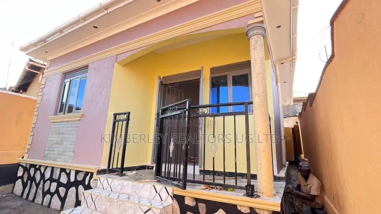 2bdrm House in Division A for sale
