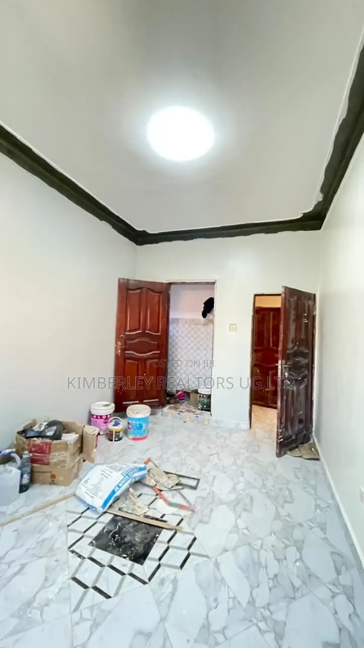 2bdrm House in Division A for sale