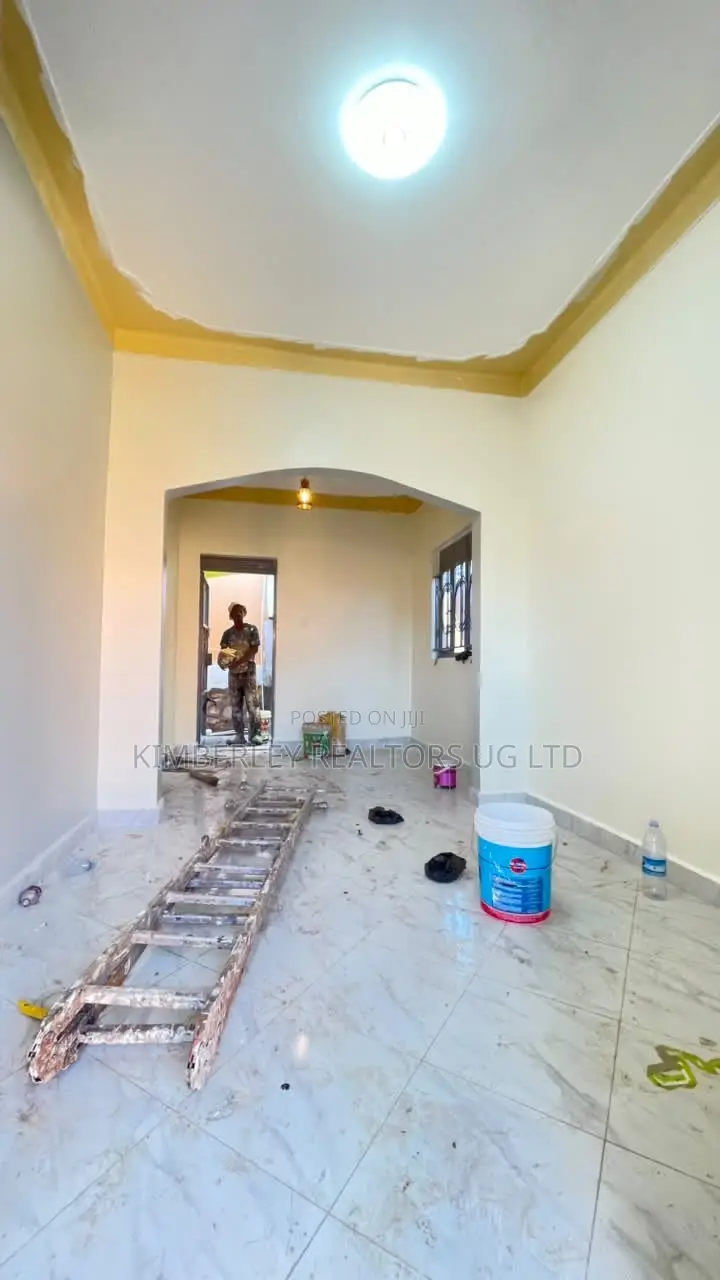 2bdrm House in Division A for sale
