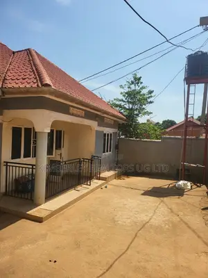 3bdrm House in Division A for sale