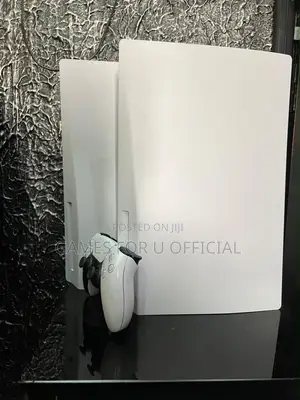 Ps5 Consoles Standard Disc & Digital Whit Pad