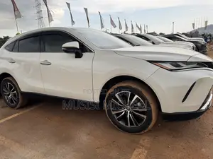 Toyota Harrier 2.0 2020