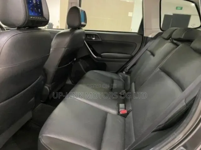 Subaru Forester 2017 Gray