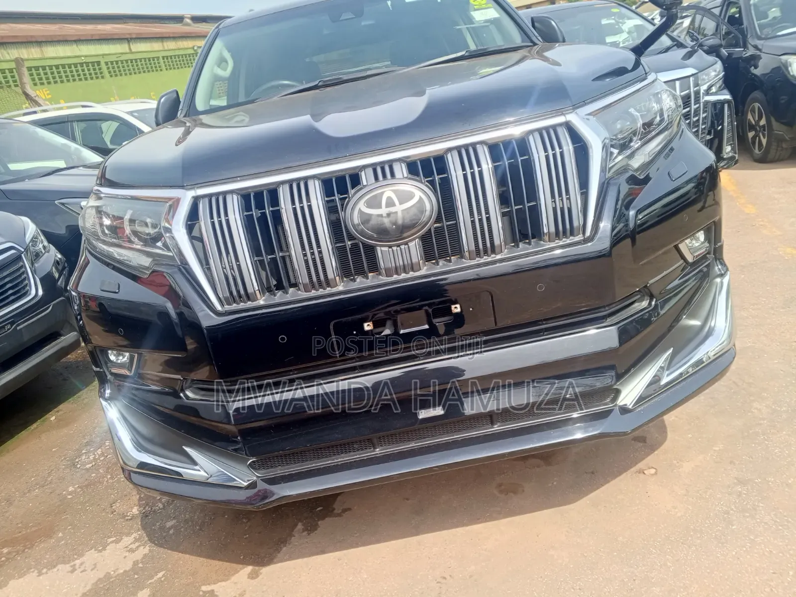 Toyota Land Cruiser Prado 2017 Black
