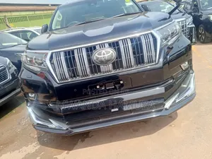 Toyota Land Cruiser Prado 2017 Black