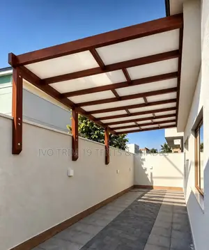 Wall-Mounted Wooden Lean-to Pergola Canopy