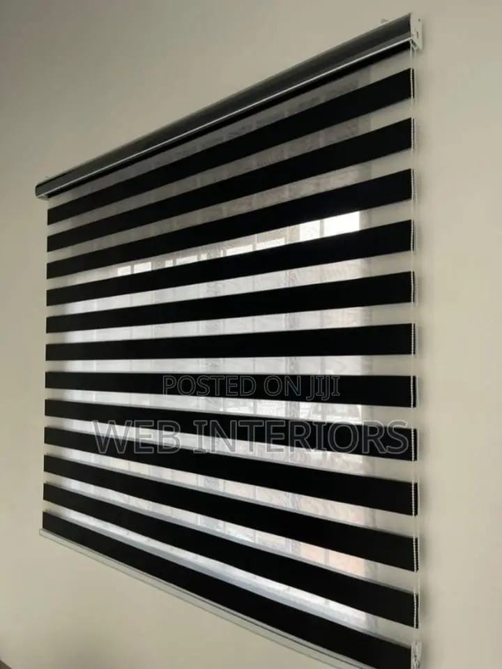 Living Room Blind Classic Per Square Meter