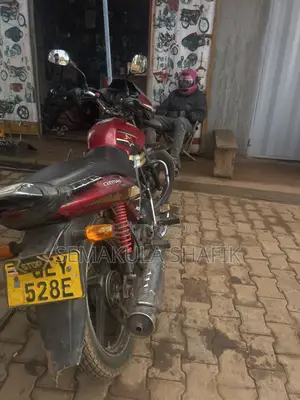 Mahindra Centuro 2019 Red