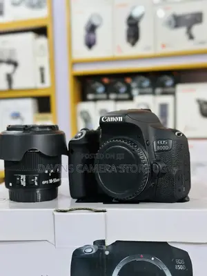 Canon 800D