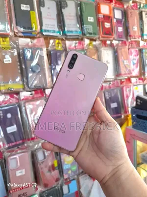 Vivo Y17 128 GB Pink
