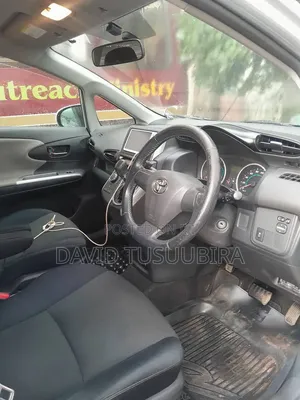 Toyota Wish 2009 Silver